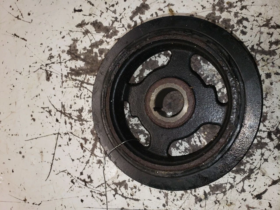 Equilibrador armónico motor 2,4 L 2AZFE 08-15 SCION XB 1340308 Foto 3 de 4