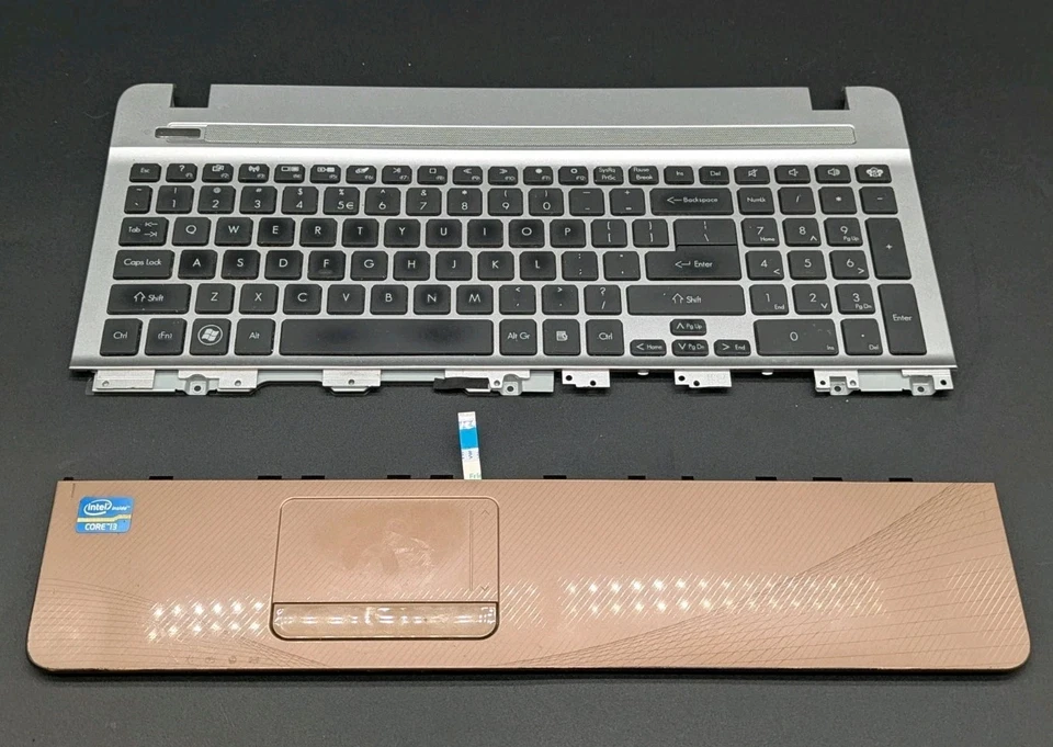 Reposamanos Gateway NV57H32u 15,6" con conjunto de teclado y panel táctil - Repuesto Foto 3 de 3