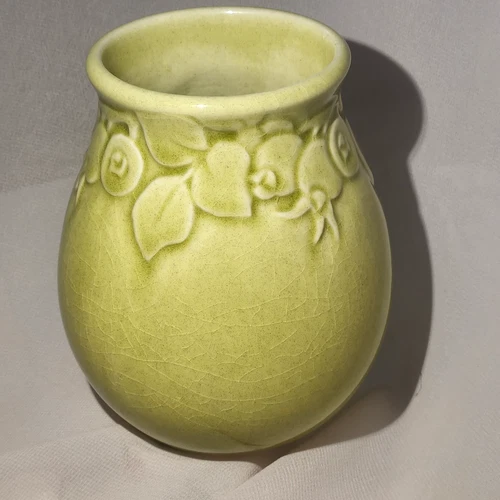 Beautiful Rookwood Art Pottery vase Shape #2122 , 1946, glossy lime green glaze