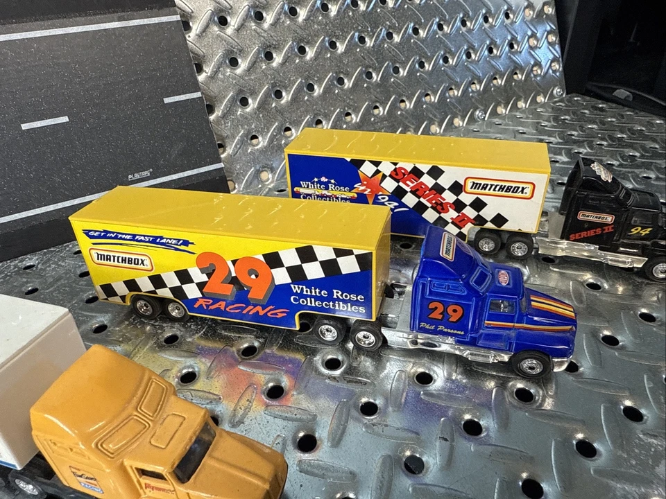 MB Phil Parsons #29 White Rose 1:87 Racing Team Transporter + 5 Lote de Semifinales Foto 3 de 4