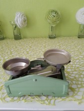 Kaufladen 97  -  Kaufmannsladen  Metallwaage Grün