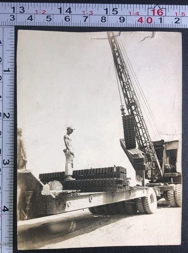 Military Soldier Building Runway Airstrip Pacific War WW2 Era Photo Snapshot