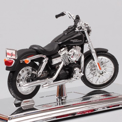 1/18 Scale Maisto 2006 Harley FXDBI DYNA Street Bob Diecast model motorcycle Toy - Picture 8 of 19