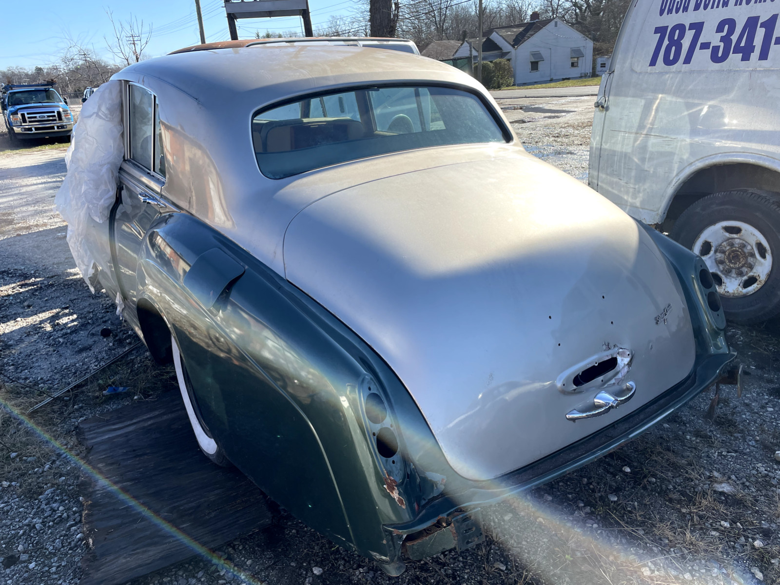 ROLLS ROYCE SILVER CLOUD BENTLEY VACUUM TAP. THE WORLDS LARGEST USED INVENTORY!