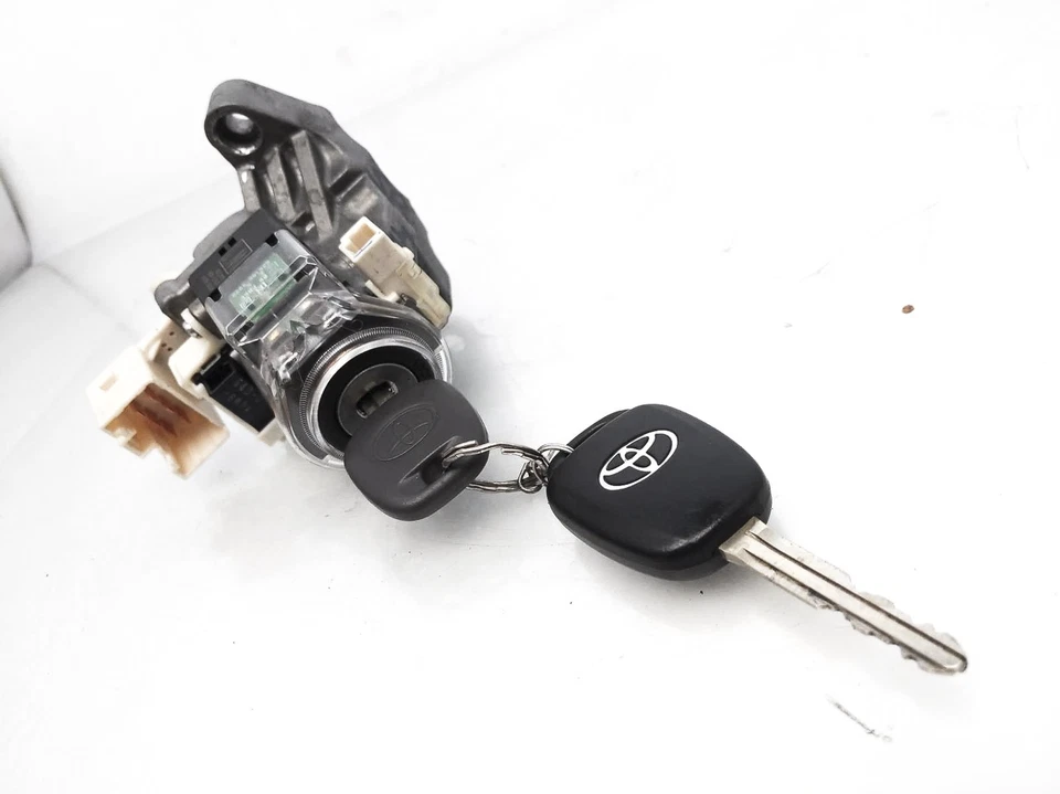 Обычный выключатель зажигания для Toyota Highlander 2015–2019 годов + ключ *без силового затвора - Изображение 4 из 4