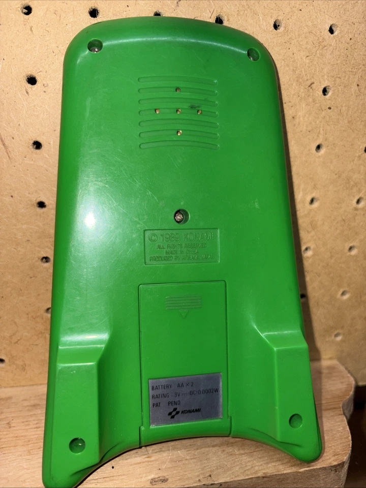 Videojuego portátil Konami de baloncesto TMNT 1991 Teenage Mutant Ninja Turtles Foto 3 de 4