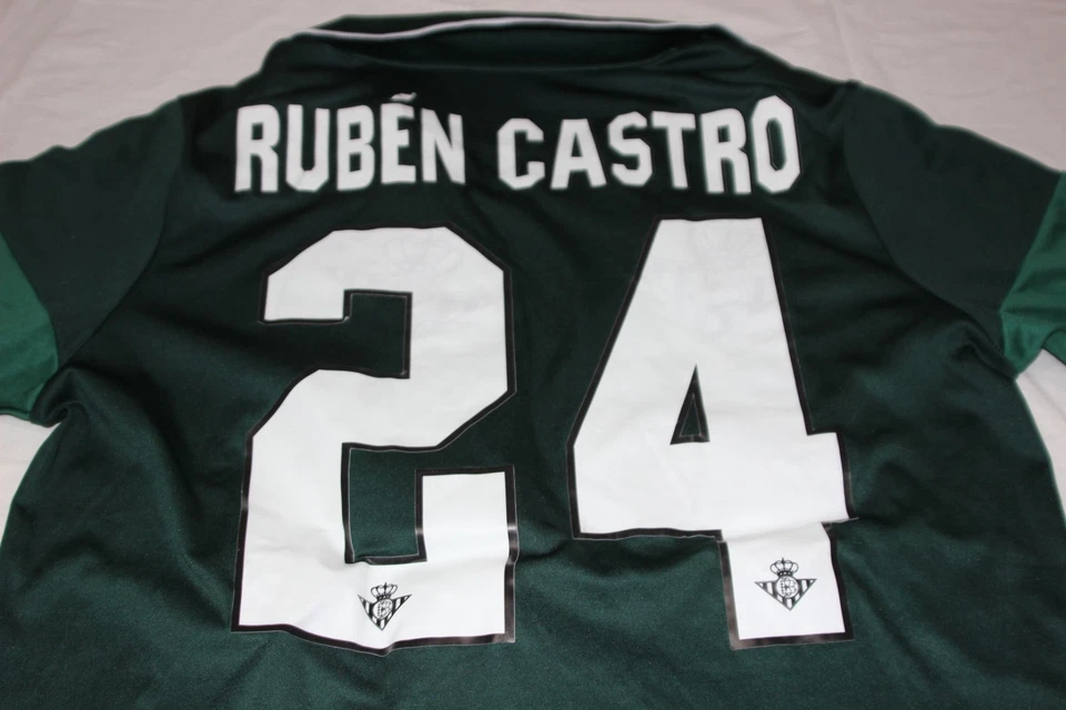 Adidas Real Betis Balompié Soccer Shirt Size S Jersey 24 Ruben Castro - Image 4 of 4