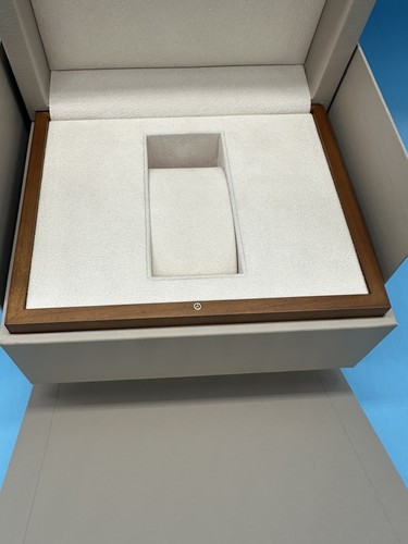Jaeger LeCoultre Watch Box - Picture 3 of 4