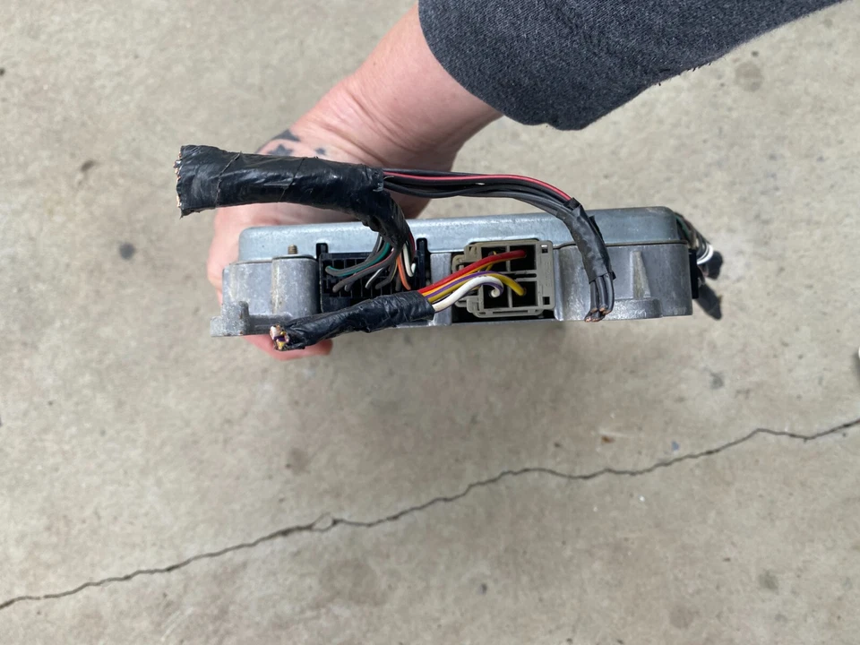 2000-02 捷豹 S 型 S 型 3.0 前电子模块 XW4T13B525 原始设备制造商 二手 — 第 2/4 张图片