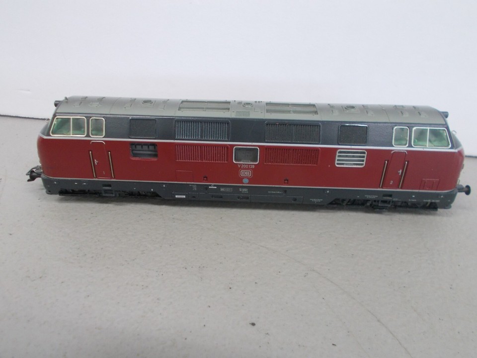 Locomotive Märklin Hamo 8381 V200 139 - DB Rouge - Échelle H0 (1:87) DC Numérique