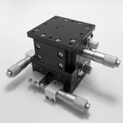 3-Achsen Linear Tisch XYZ - Präzisions Positioniertisch 40x40mm Aluminium