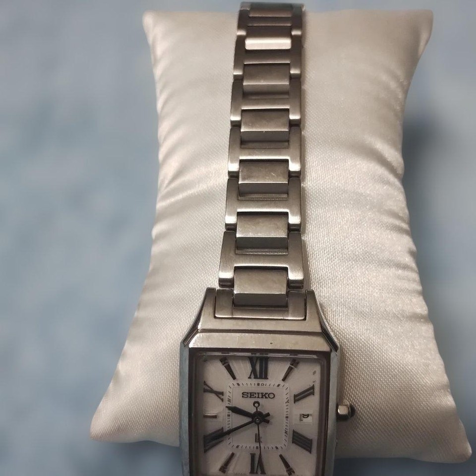 SEIKO Lukia 1B32 Women's Solar Watch Rectangular Blue Dial | eBay