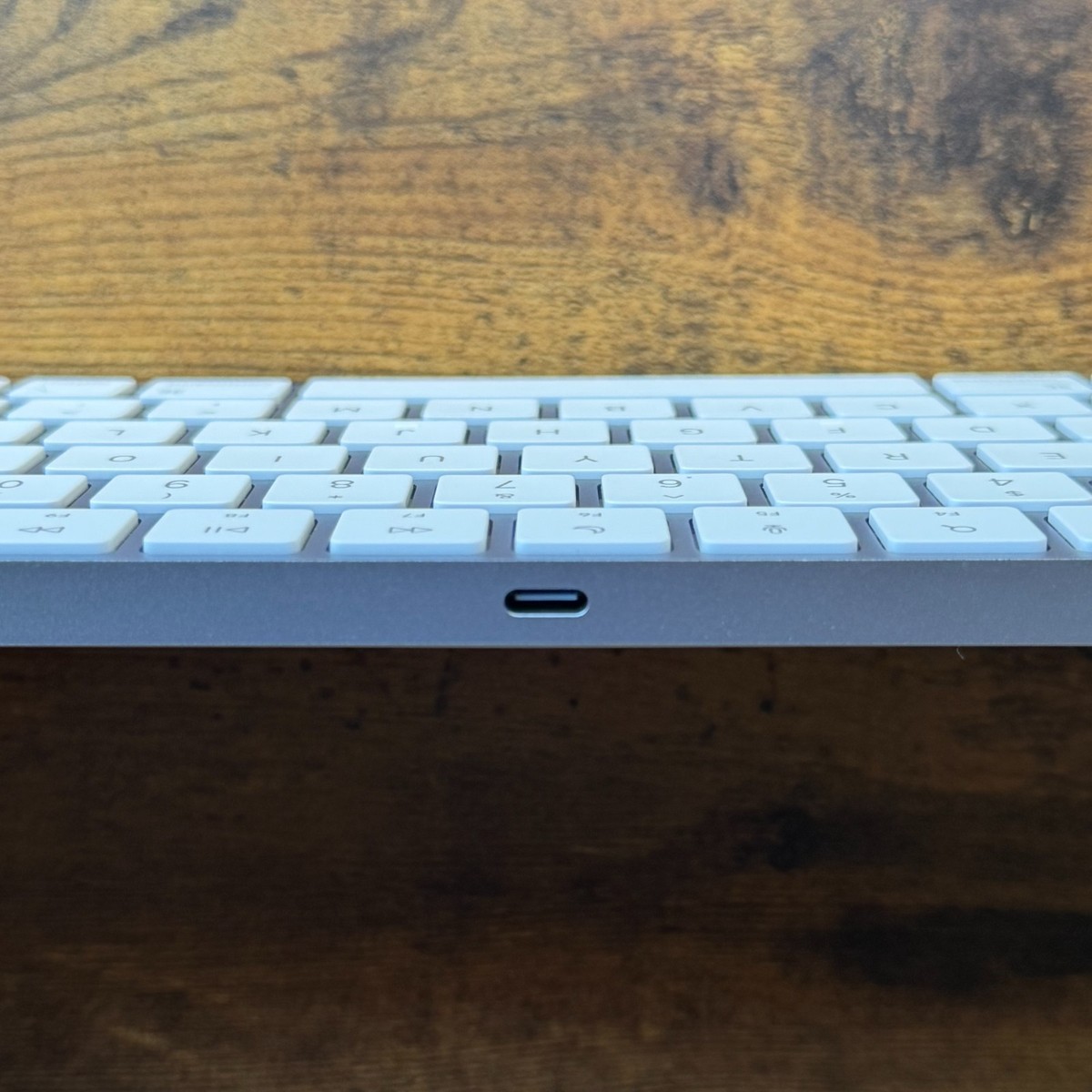 非売品 Magic keyboard Touch ID USB-C 最新ブルー色 Apple Magic Keyboard with Touch ID - Blue, Used