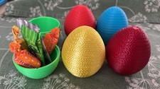 Knitted Easter Eggs Box