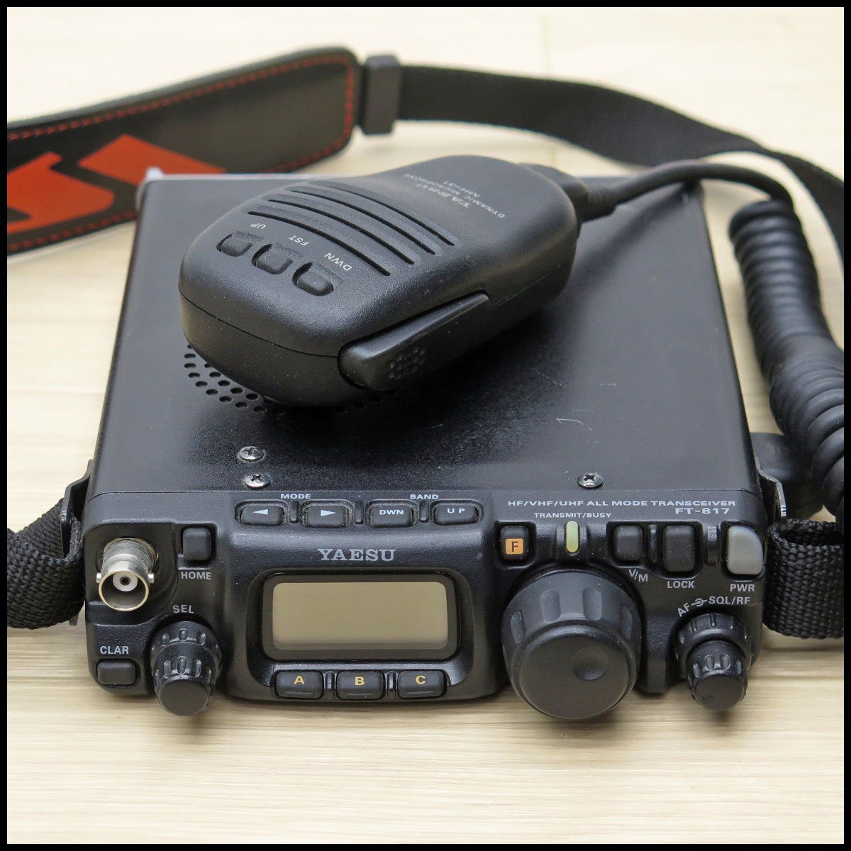 FT-817 八重洲無線HF/VHFトランシーバー