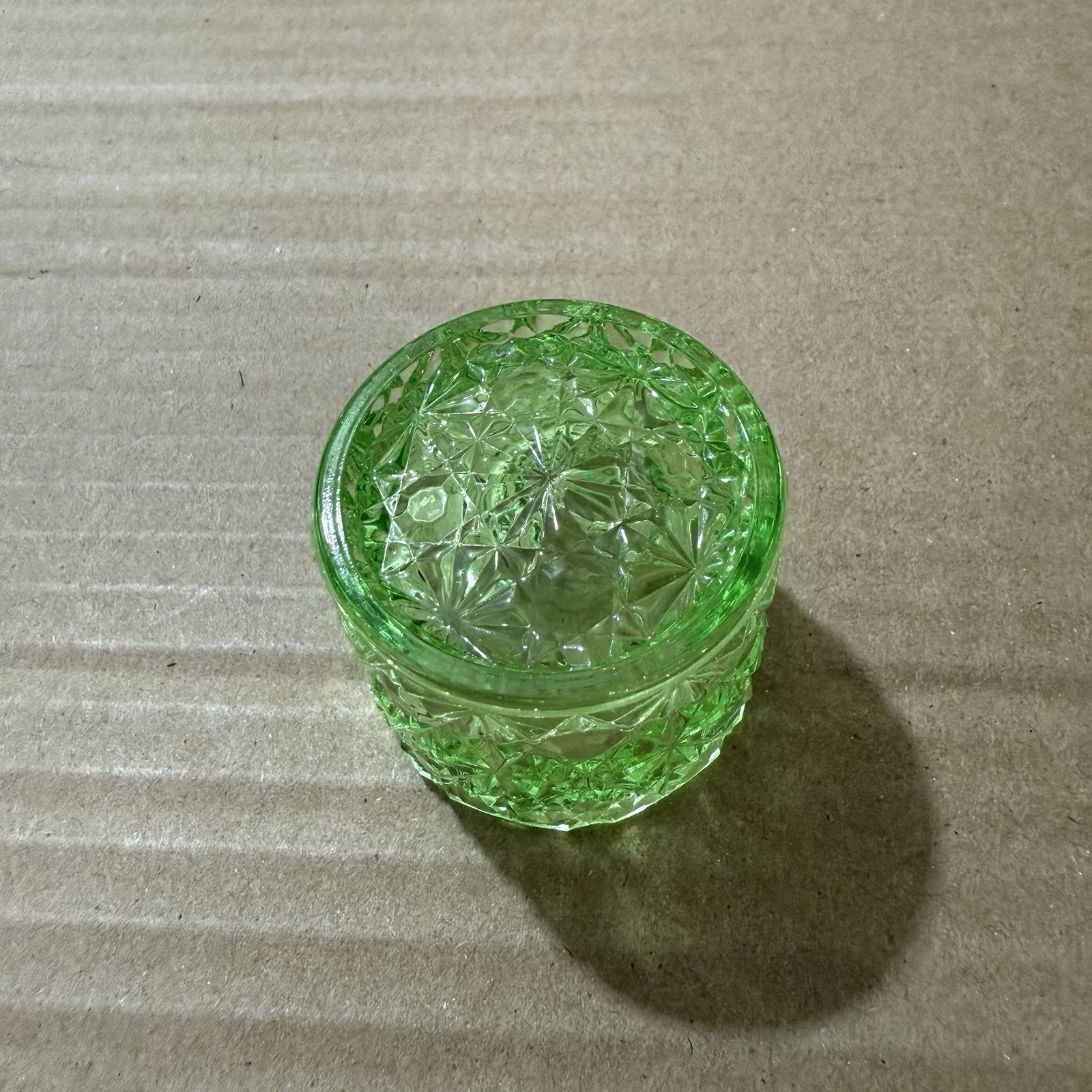 RARE DEGENHART GREEN URANIUM DAISY BUTTON SALT CELLAR NO CHIPS ORIGINAL