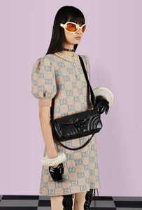 Sac bandoulière GUCCI GG Marmont noir avec boîte cabas #QOH5OA
