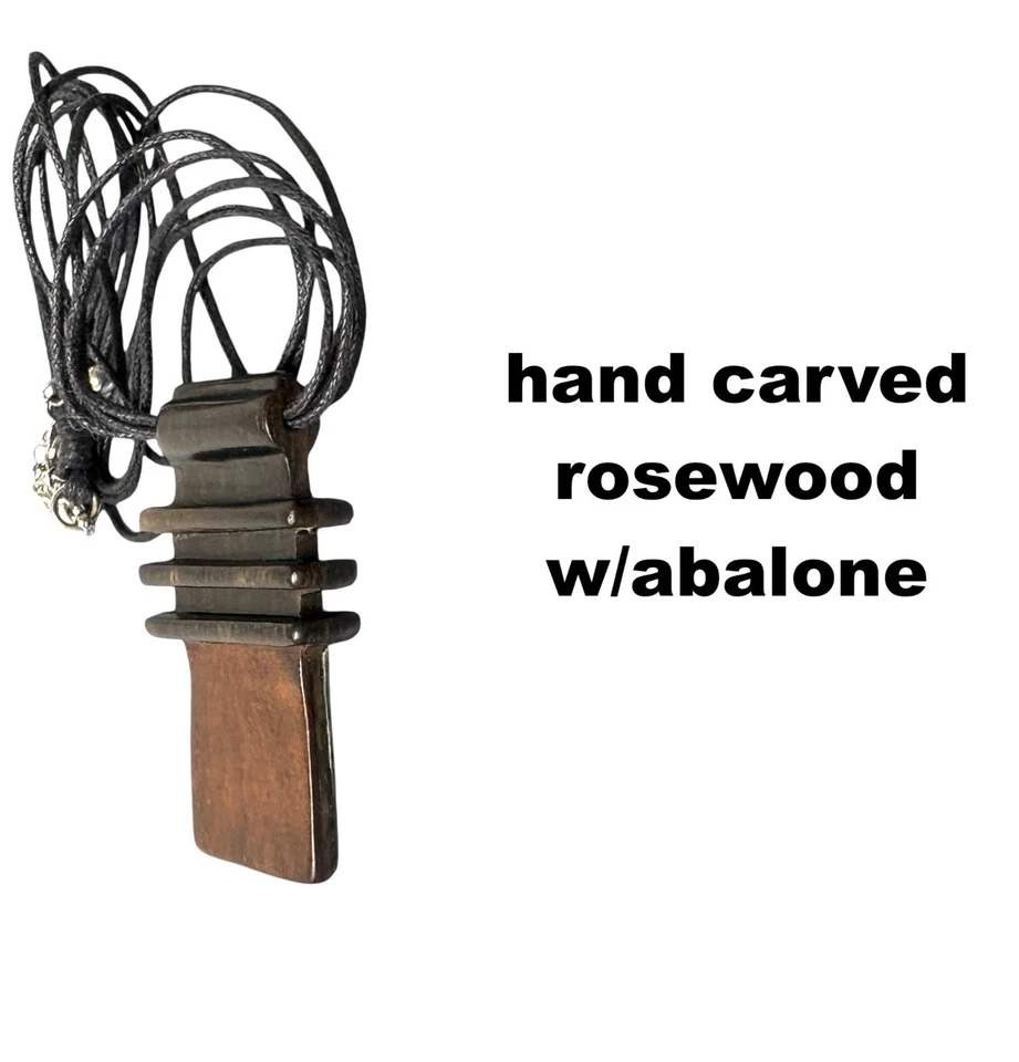 collar hecho a mano madera tallada abulón sobre cordón boho hippie talismán colgante Foto 4 de 4