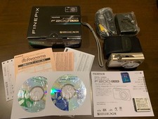 FUJIFILM FinePix F200EXR Compact Digital Camera Tested Working Seller Japan
