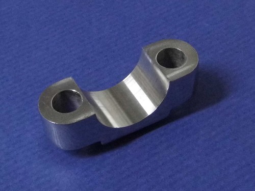 Triumph T20B Bantam Cub 65-5333 Handlebar Clamp ' - Picture 5 of 5