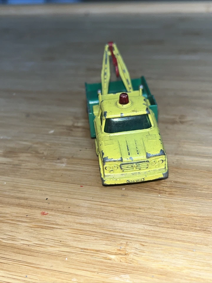 Camión de Naufragio Dodge Matchbox Nº 13 Lesney Verde Amarillo Juguete Modelo De Colección #33 USADO Foto 2 de 4