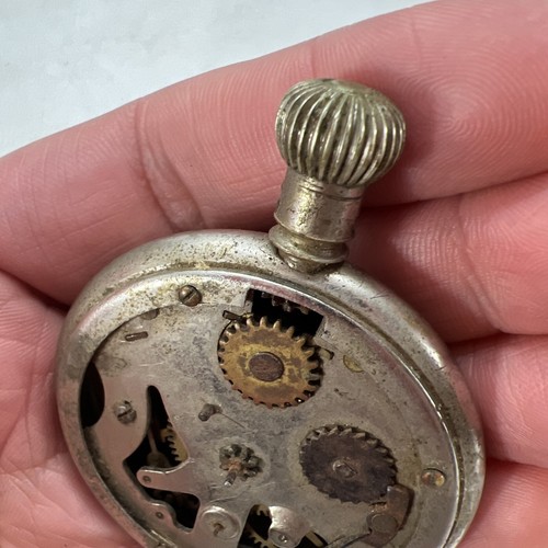ANTIQUE USA MEN'S POCKET WATCH 18S MOVEMENT (FOR REPAIR) - Picture 9 of 10