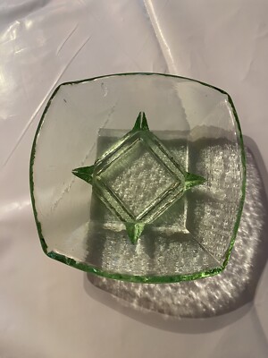Fire and Light Glass Cache Jewelry Sauce Dish-Celery-Excellent  Condition