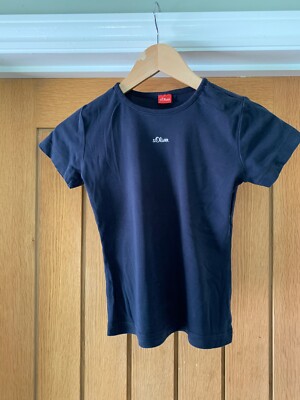 Mädchen S.Oliver marineblaues T-Shirt Größe Alter 10 Jahre