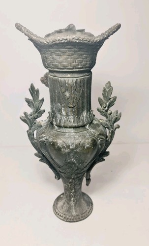 Antique 1880s French Decorative Spelter Vase with Grape Motifs & Angel Figure - Picture 5 of 23
