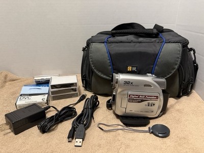 JVC GR-D372U Digital Video Camera Camcorder 32x Optical Zoom 900x, Parts Only