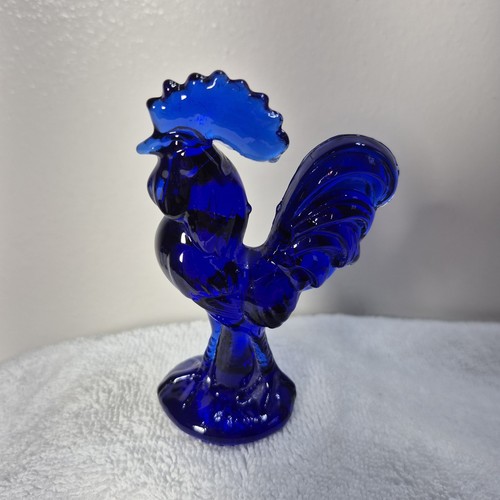 VTG Cobalt Blue Depression Glass Rooster Chicken Figurine 4 1/4” Tall EUC