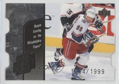1998-99 Upper Deck Year of the Great One Die-Cut Quantum Wayne Gretzky HOF 16kt