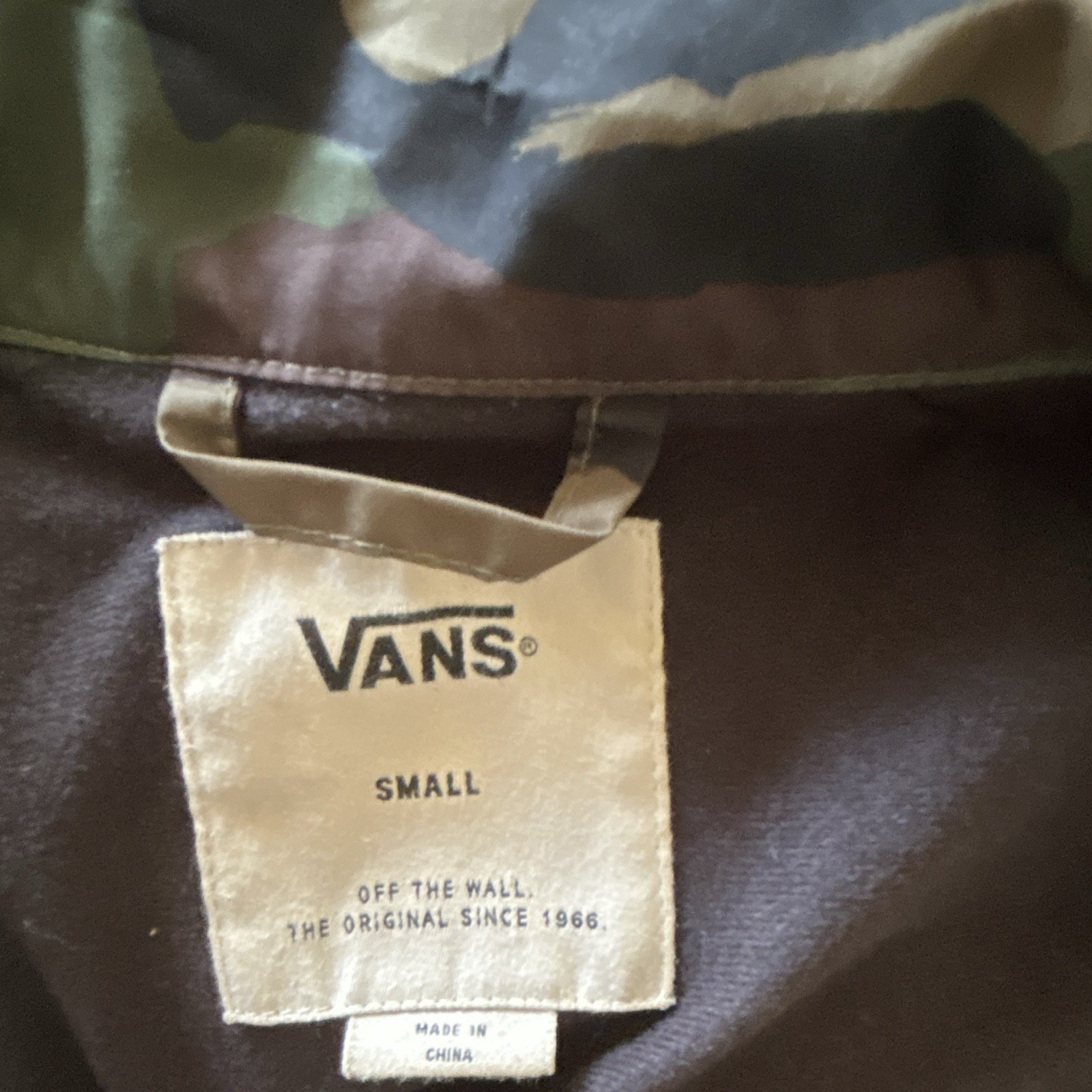 VANS Men's Camouflage Collared Button Jacket, Point Collar, Short, Size S