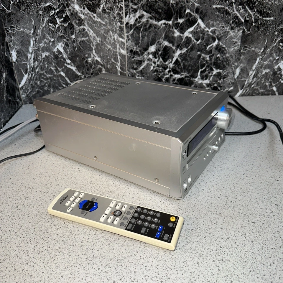 Onkyo CR-725DAB CD Player DAB/FM Radio and Amplifier - Image 4 of 4