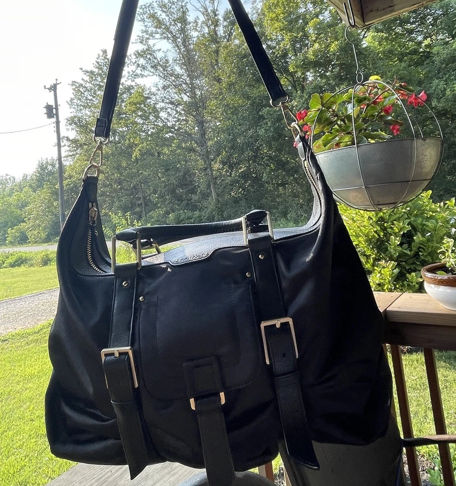 Hobo de Lona Mediano Botkier Sasha Negro Satinado + Cuero Y2K Cuero Slouchy BONITO Foto 3 de 4