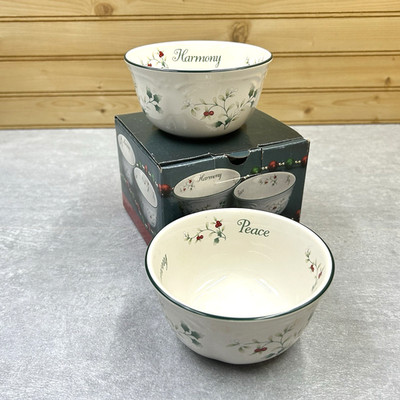Pfaltzgraff Winterberry 4.5'' Sentiments Dessert Bowls 12oz Set of 2 NEW