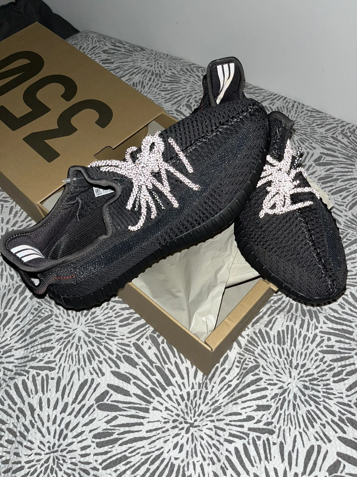 adidas yeezy boost 350 v2 BLACK US11 UK 10.1 2