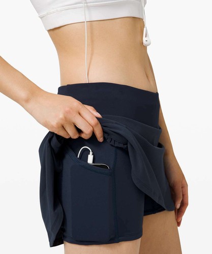 Falda Lululemon Play Off The Pleats Nueva con etiquetas *13" ~TALLA: 2,4,6,8,10~Verdadera Marina y Cassis - Imagen 10 de 16