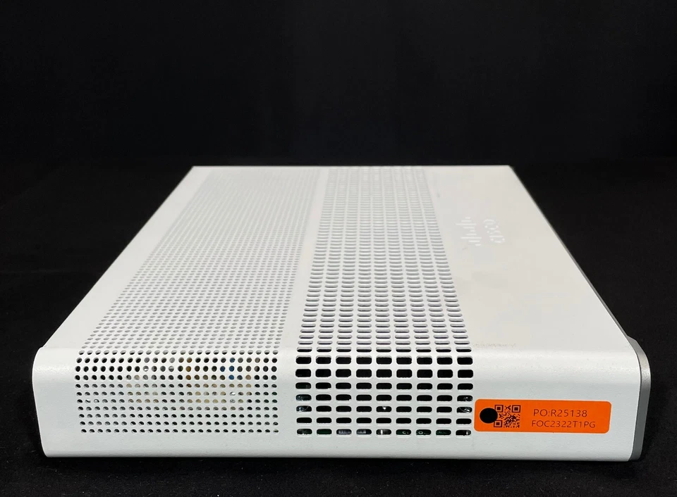 Cisco WS-C3560CX-12TC-S 12 Port 3560-CX Data IP Base Switch - Same Day Shipping - Image 3 of 4