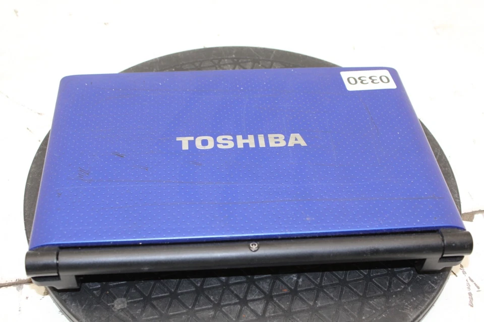 Portátil Toshiba NB505-N500BL Intel Atom N455 1 GB Ram 128 GB SSD sin batería ni sistema operativo Foto 2 de 4