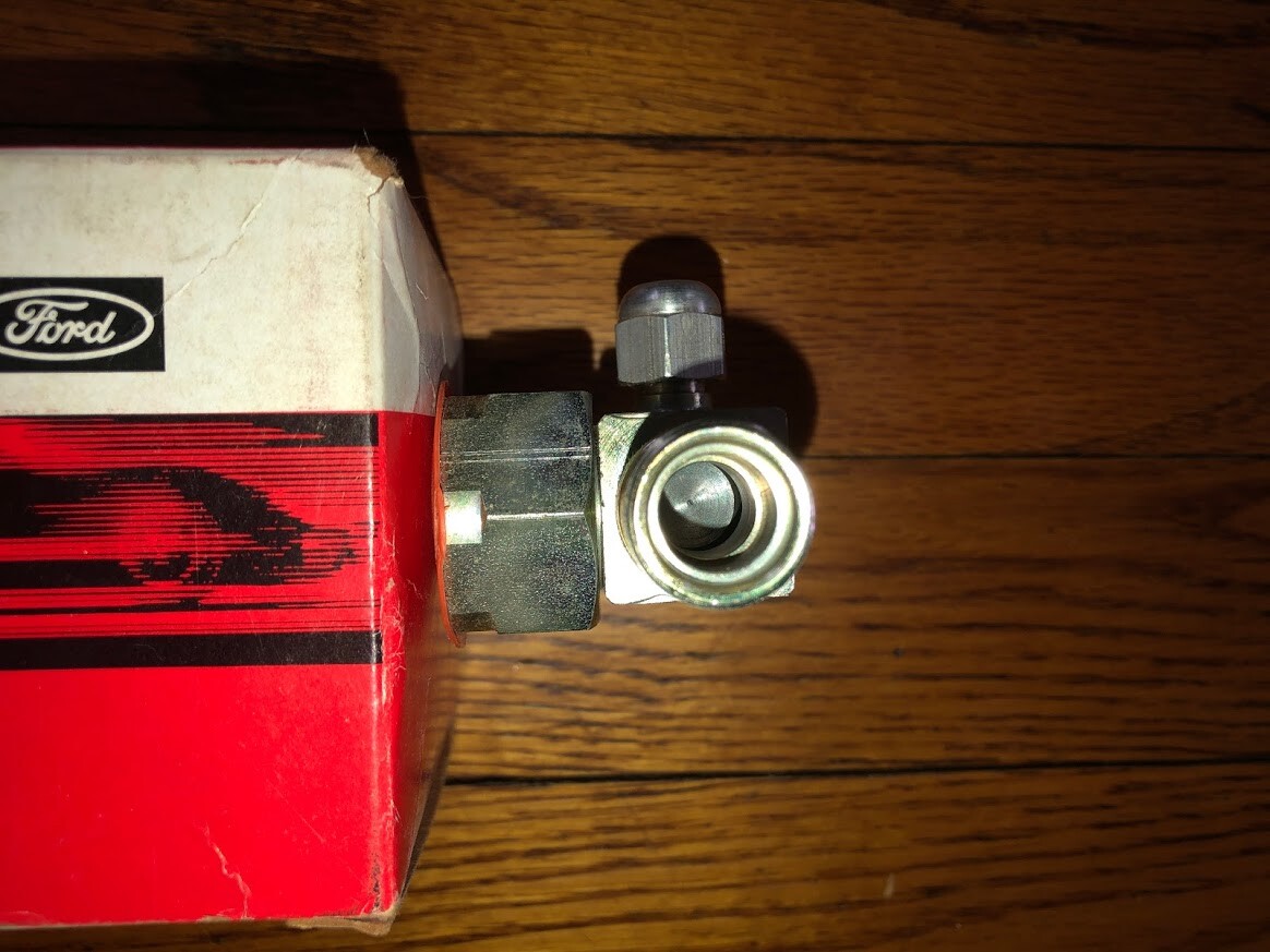 NOS 1970-1980 Ford Truck Econoline Van E100 E300 A/C Compressor Valve ...