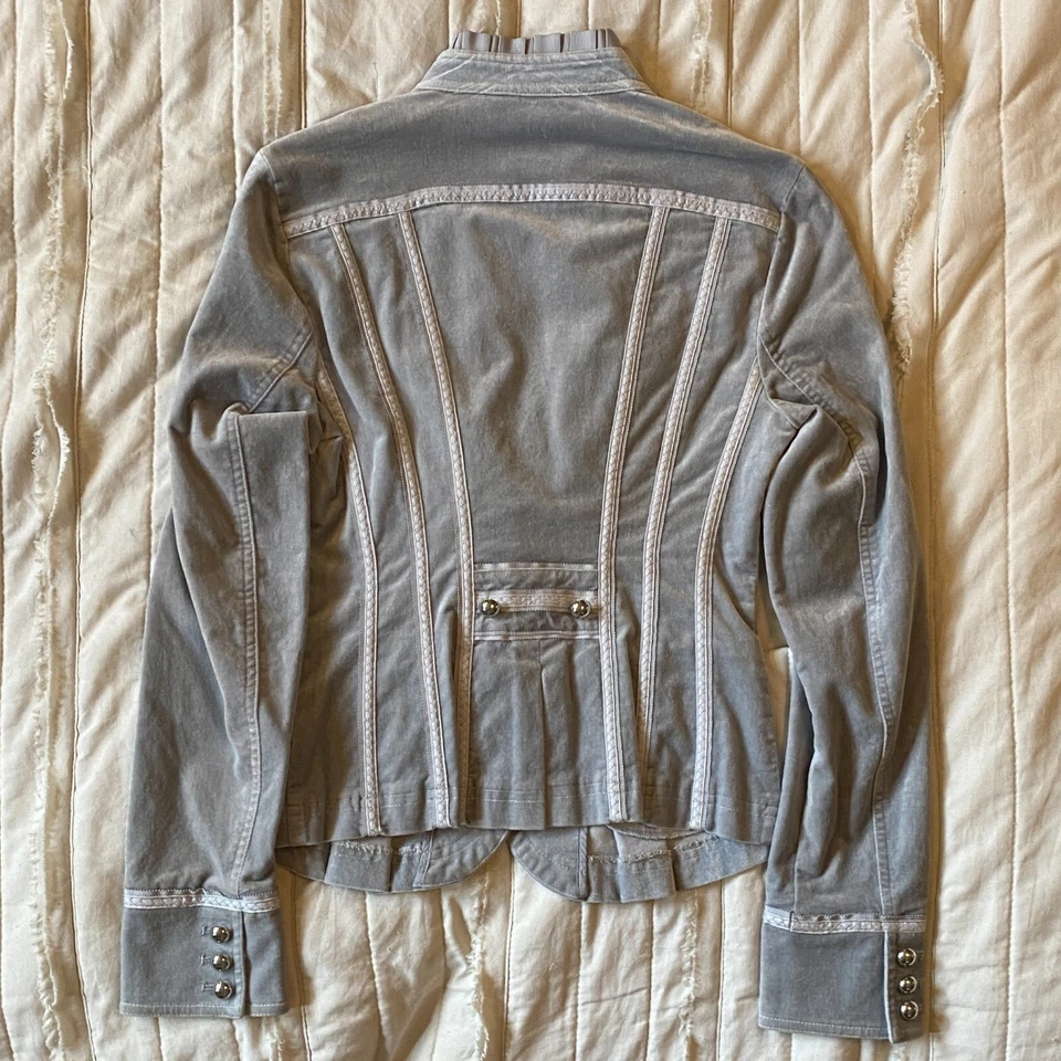 Blazer feminino White House Black Market 00 cinza/prata veludo jaqueta Majorette - Imagem 3 de 4