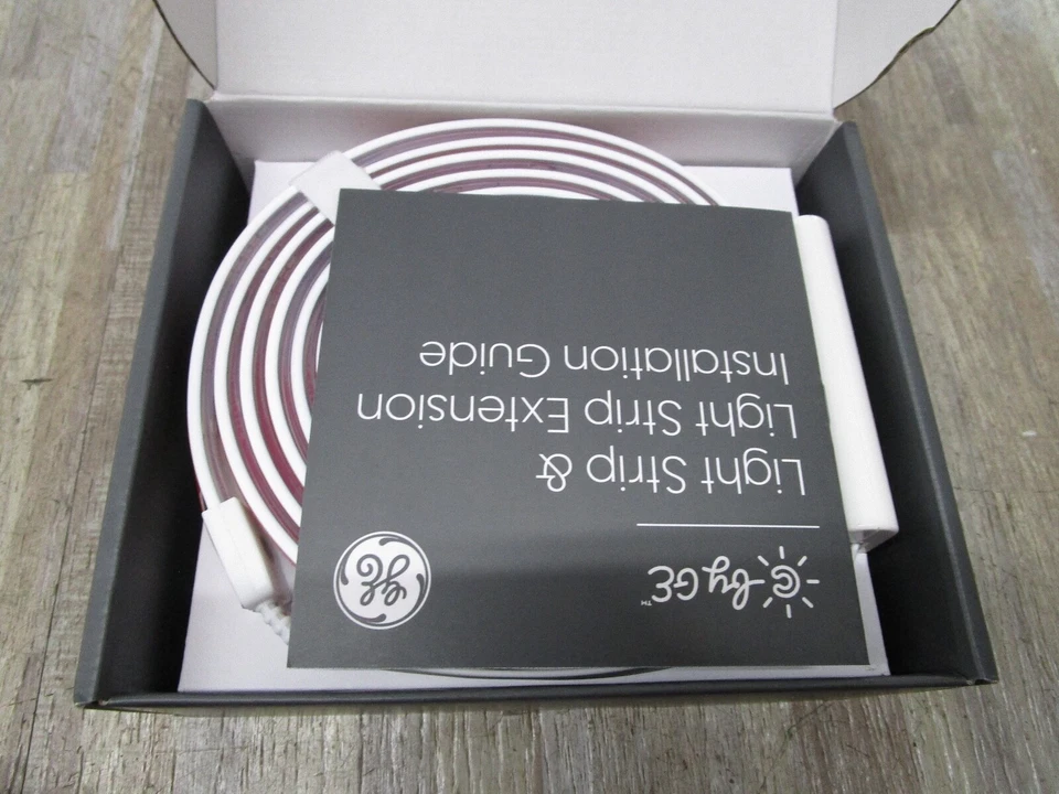 C BY GE FULL COLOR 80" IN. LENGTH SMART LED LIGHT STRIP WITH POWER SUPPLY SEALED - Image 4 of 4