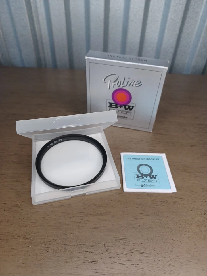 Schneider Clear UV Haze Filter Verguetet E 010M  77mm  In Box  - Image 2 of 4