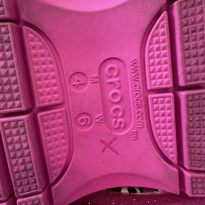 Crocs Classic Mega Crush Clogs Women's Size 6 Lisa Frank Pink