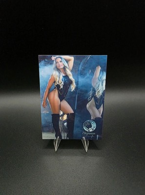 Trish Stratus #11 Elegance Series eXcess Collectibles Custom Card