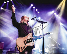 * WARREN HAYNES * signed 8x10 photo * GOVT MULE * ALLMAN BROTHERS * COA *