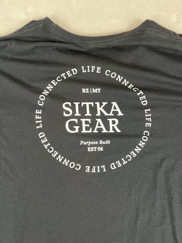 Camisa Sitka Gear Para Hombres 2XL Negra Conectada Life Gráfico Algodón Pima Manga Corta - Imagen 4 de 8