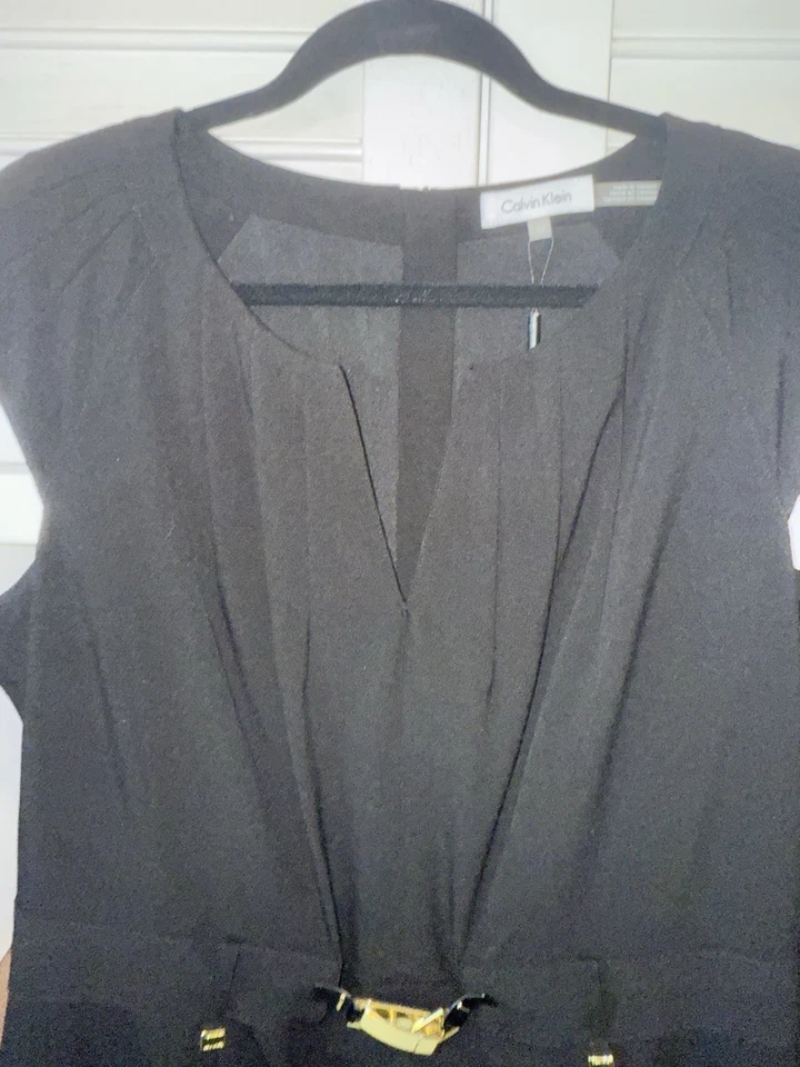 Vestido recto Calvin Klein para mujer talla 12 negro dorado con hebilla moderno Essentials nuevo con etiquetas Foto 3 de 4