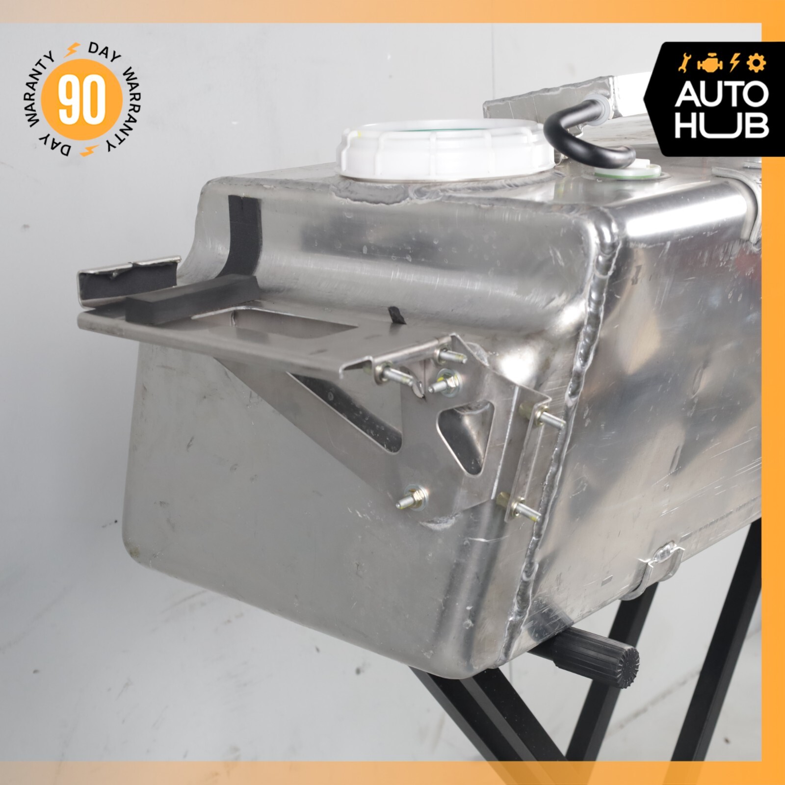 02-05 Maserati M138 Coupe 4200 Gas Fuel Tank Reservoir Assembly 193835 OEM 67k